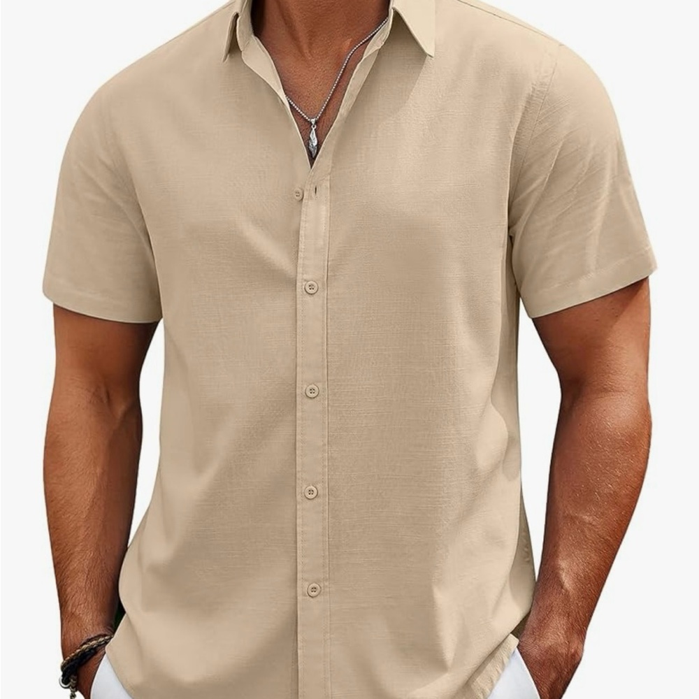 NWT Men's Tan Short Sleeve Button Up Shirt